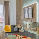 Luxury Cinephile - Netflix - 2 Balcons - Garage Privé - Minibar Grenoble