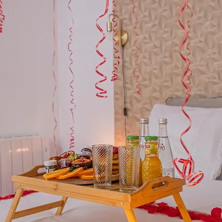 Apartament Luxury Cinephile - Netflix - 2 Balcons - Garage Prive - Minibar Grenoble