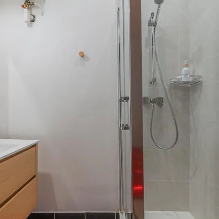 Luxury Cinephile - Netflix - 2 Balcons - Garage Prive - Minibar