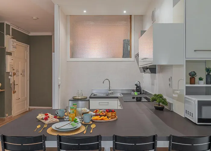 Luxury Cinephile - Netflix - 2 Balcons - Garage Prive - Minibar Апартаменты