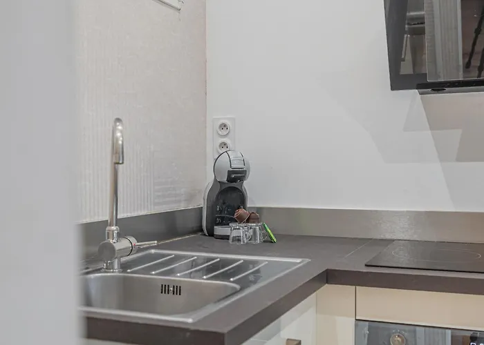 Apartment Luxury Cinephile - Netflix - 2 Balcons - Garage Prive - Minibar